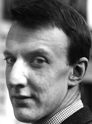 Richard Rodney Bennett, compositor de "Cuatro bodas y un funeral"